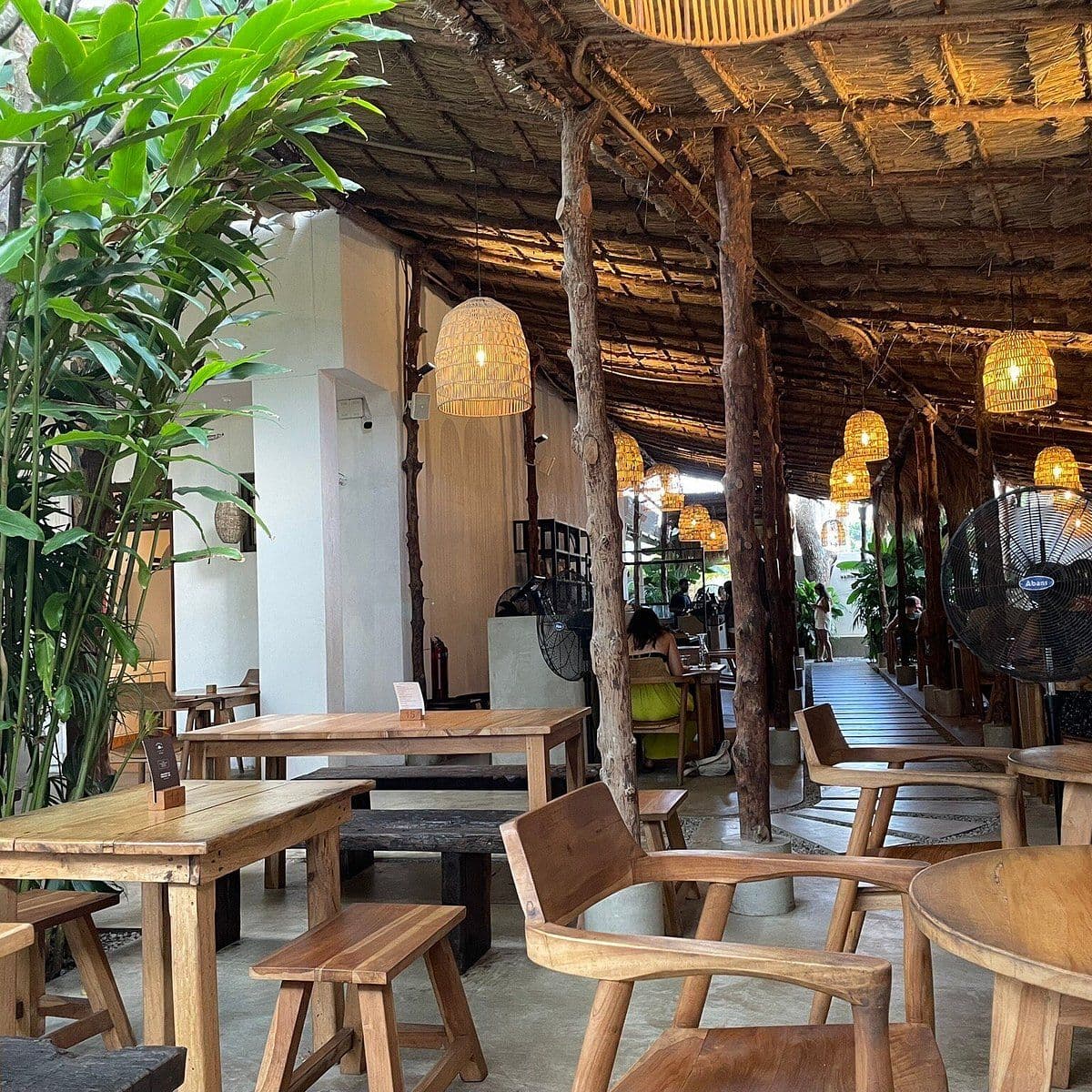 Nomad Café: The Creative's Brunch
