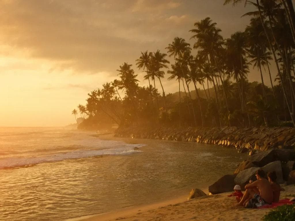 Gurubebila Beach: The Quiet Reef